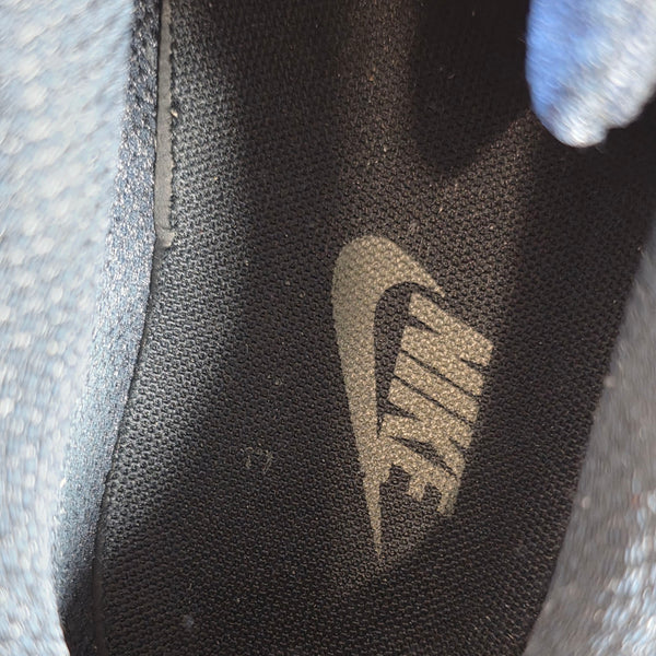 Nike Air Max 90 Leather Black Medium Olive maat 41