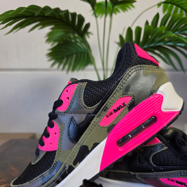 Nike Air Max 90 Camo Pack Hyper Pink maat 38,5
