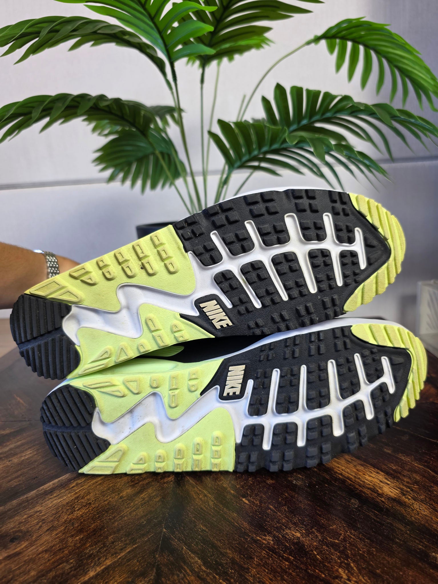 Nike Air Max 90 Golf White Particle Grey Barely Volt maat 45