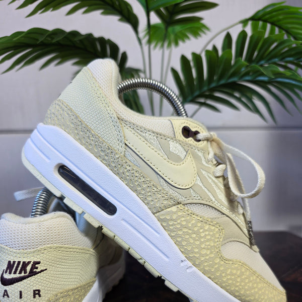 Nike Air Max 1 '87 Coconut Milk maat 39