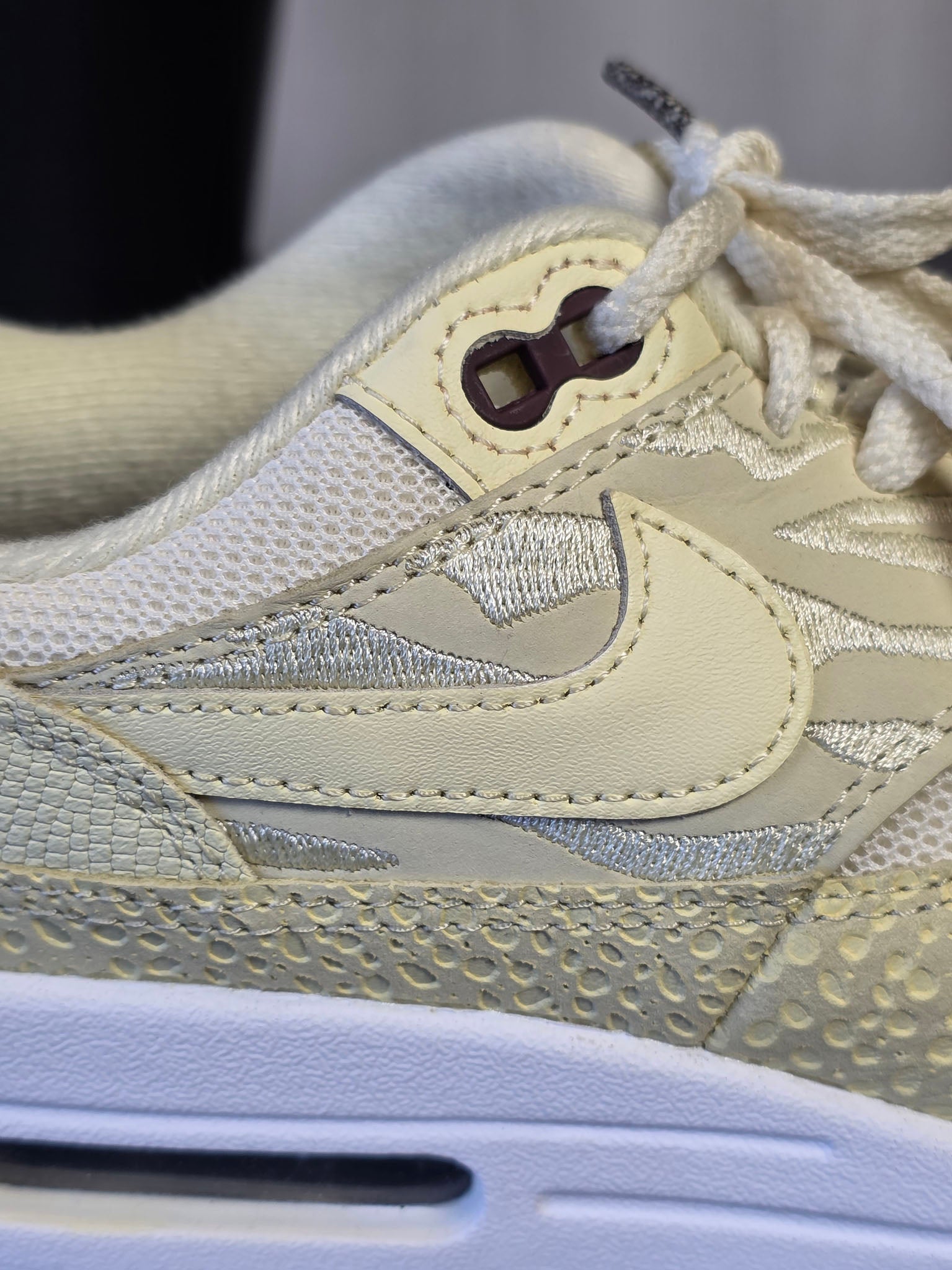 Nike Air Max 1 '87 Coconut Milk maat 39