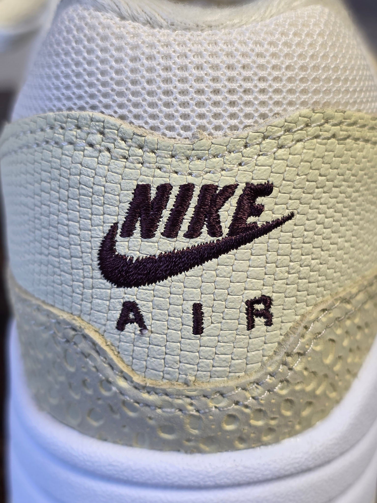 Nike Air Max 1 '87 Coconut Milk maat 39