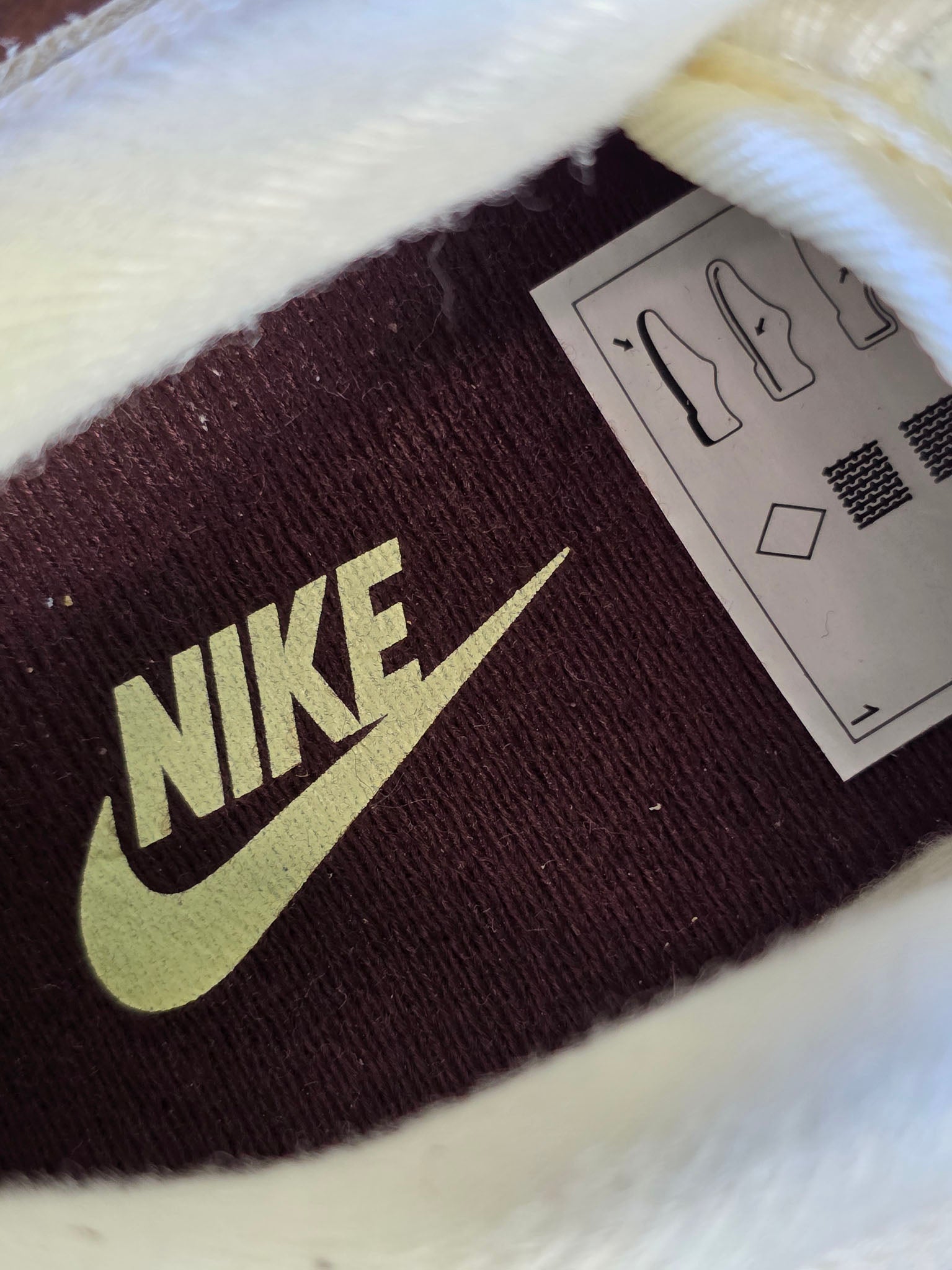 Nike Air Max 1 '87 Coconut Milk maat 39