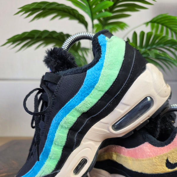 Nike Air Max 95 Premium Black Fur maat 37,5