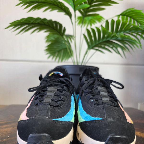 Nike Air Max 95 Premium Black Fur maat 37,5
