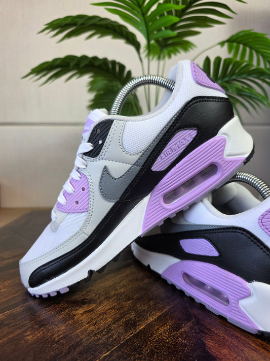 Nike Air Max 90 Lilac Photon Dust maat 40,5