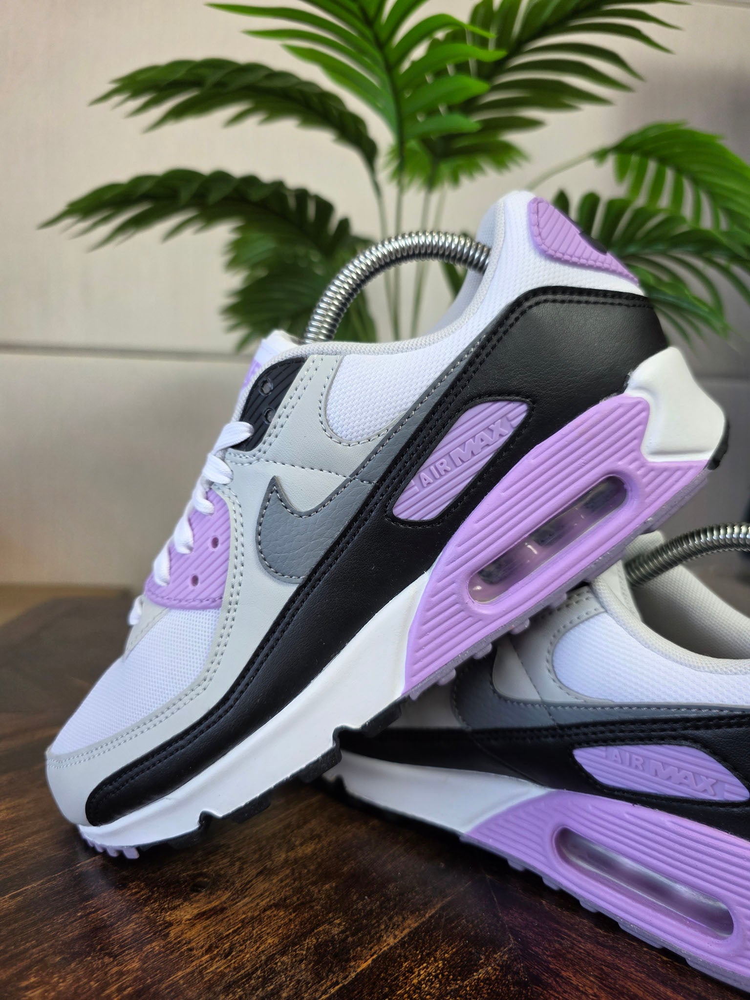 Nike Air Max 90 Lilac Photon Dust maat 40,5