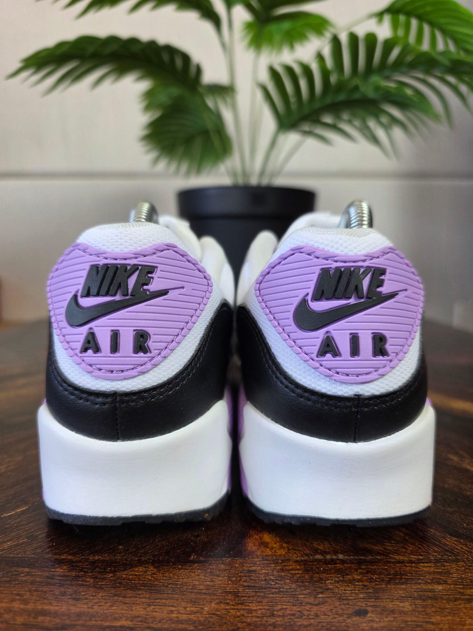 Nike Air Max 90 Lilac Photon Dust maat 40,5