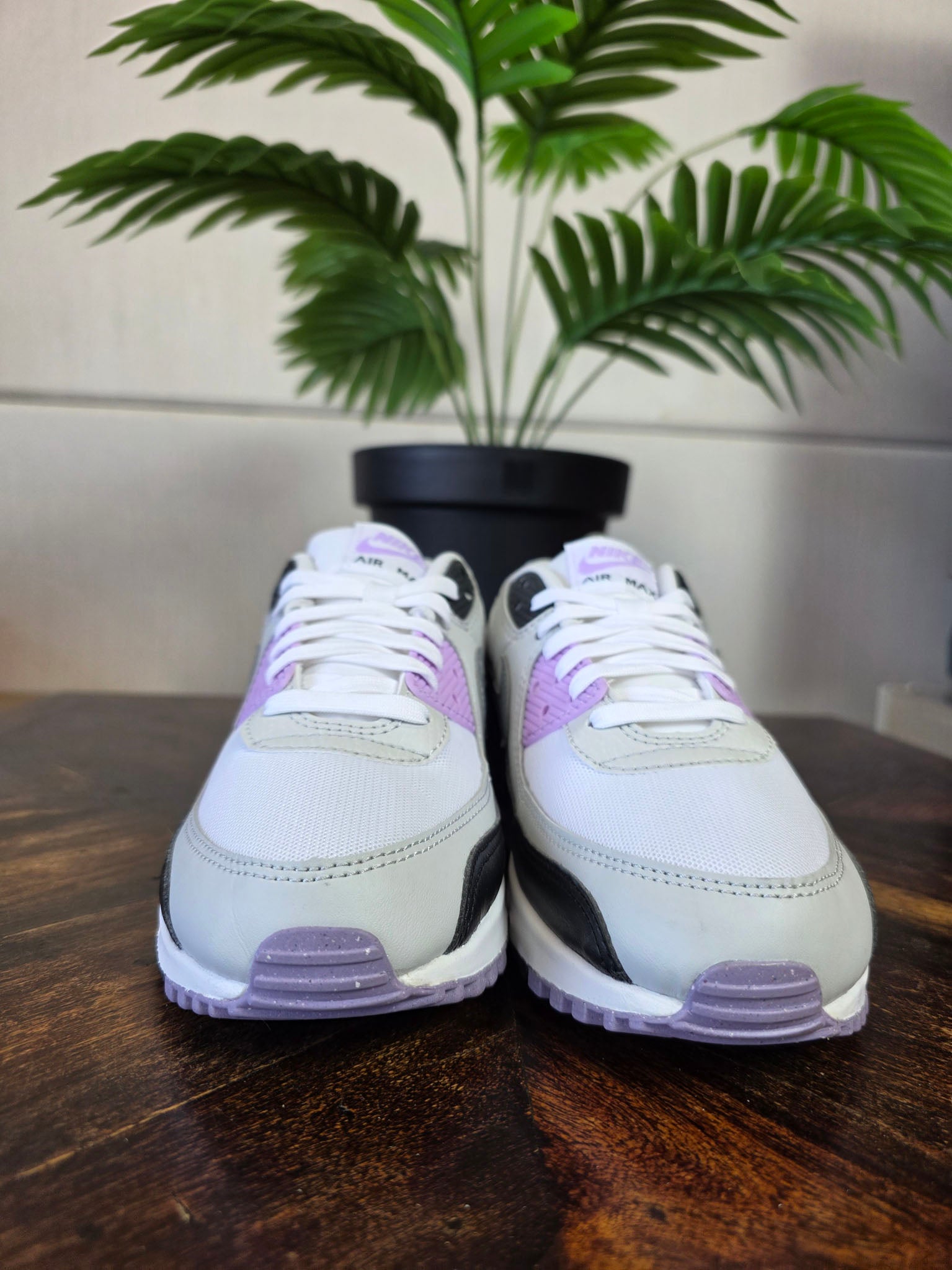 Nike Air Max 90 Lilac Photon Dust maat 40,5