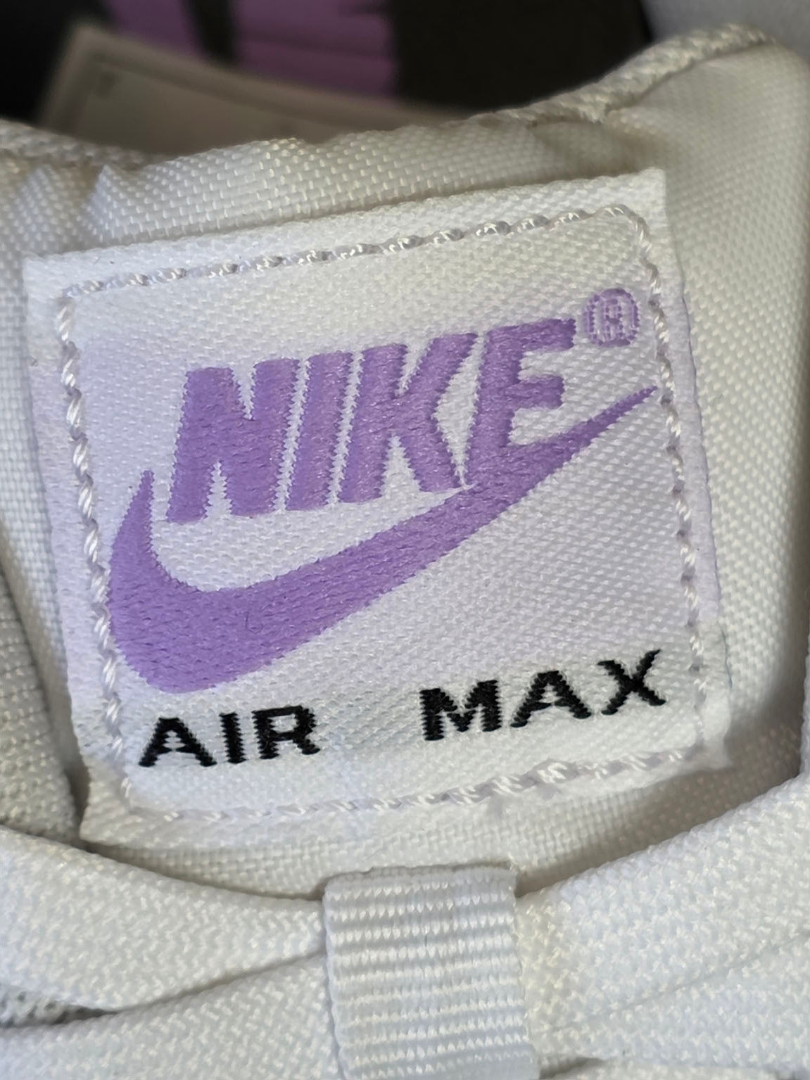 Nike Air Max 90 Lilac Photon Dust maat 40,5