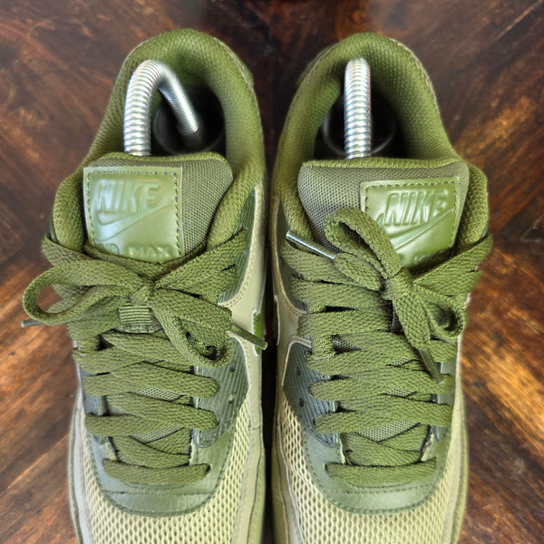 Nike Air Max 90 Essential Trooper maat 38,5