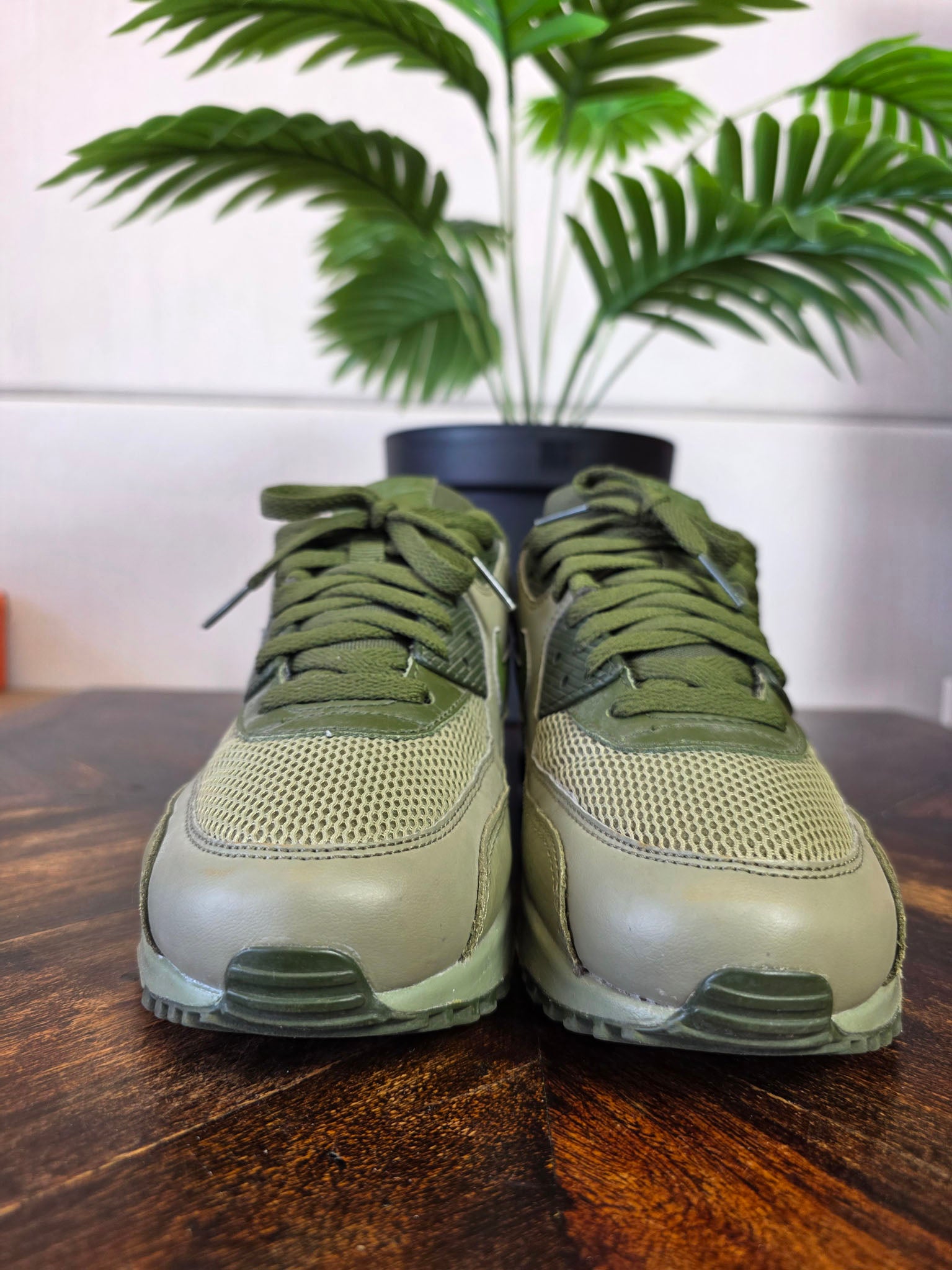 Nike Air Max 90 Essential Trooper maat 38,5