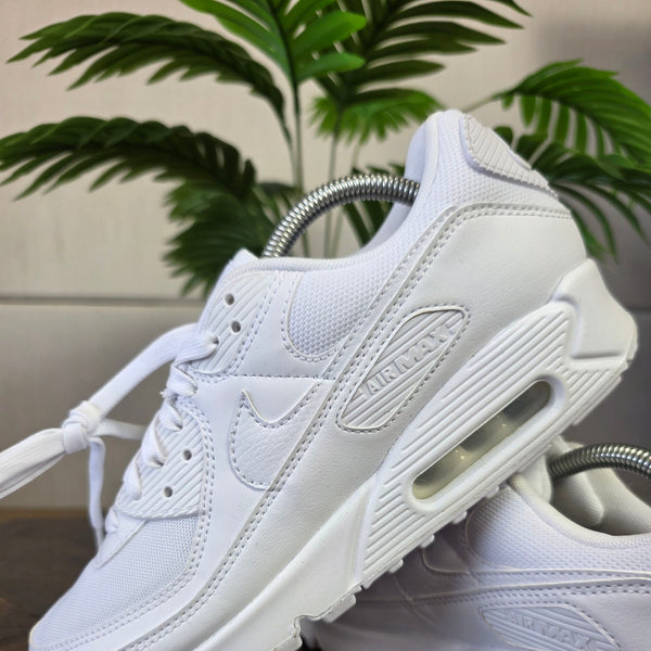 Nike Air Max 90 Triple White maat 42,5