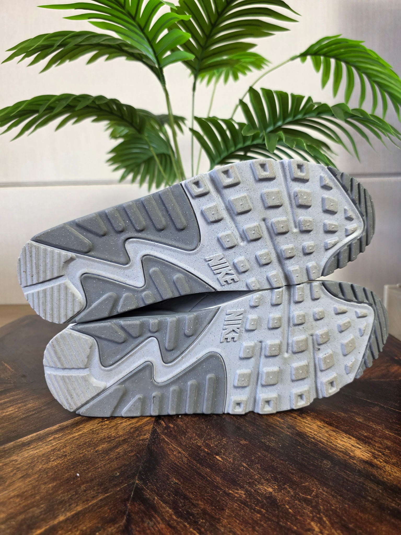 Nike Air Max 90 Snowflake maat 45