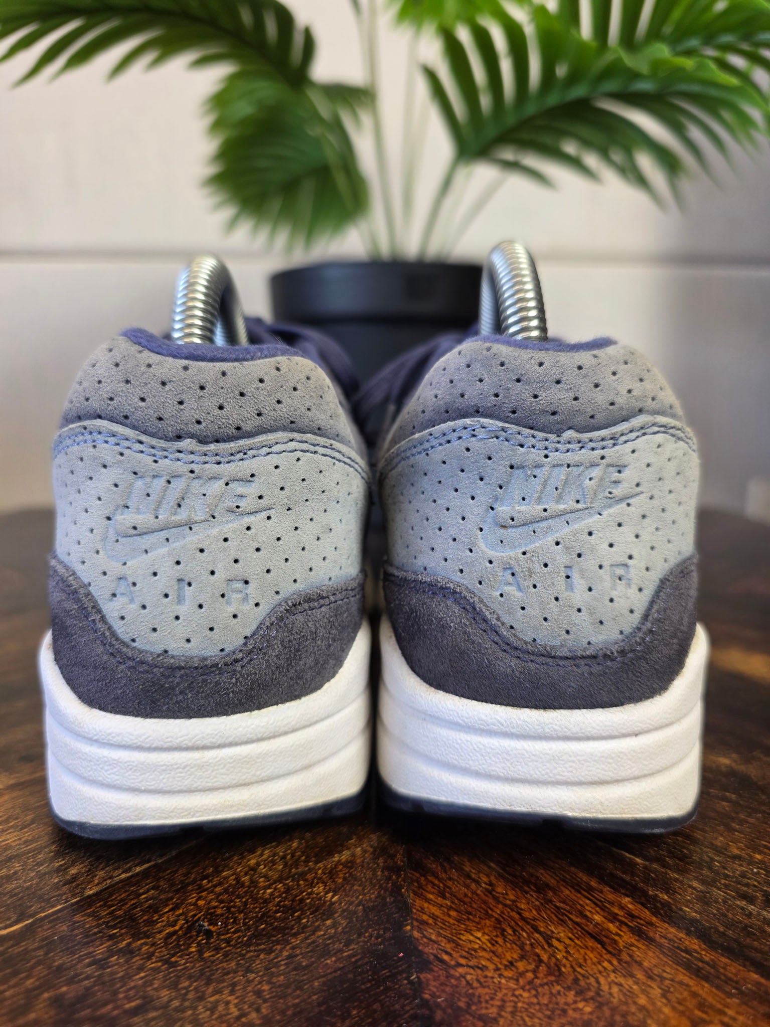 Nike Air Max 1 Indigo Perf maat 38,5
