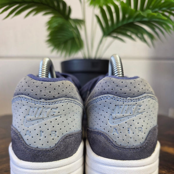 Nike Air Max 1 Indigo Perf maat 38,5