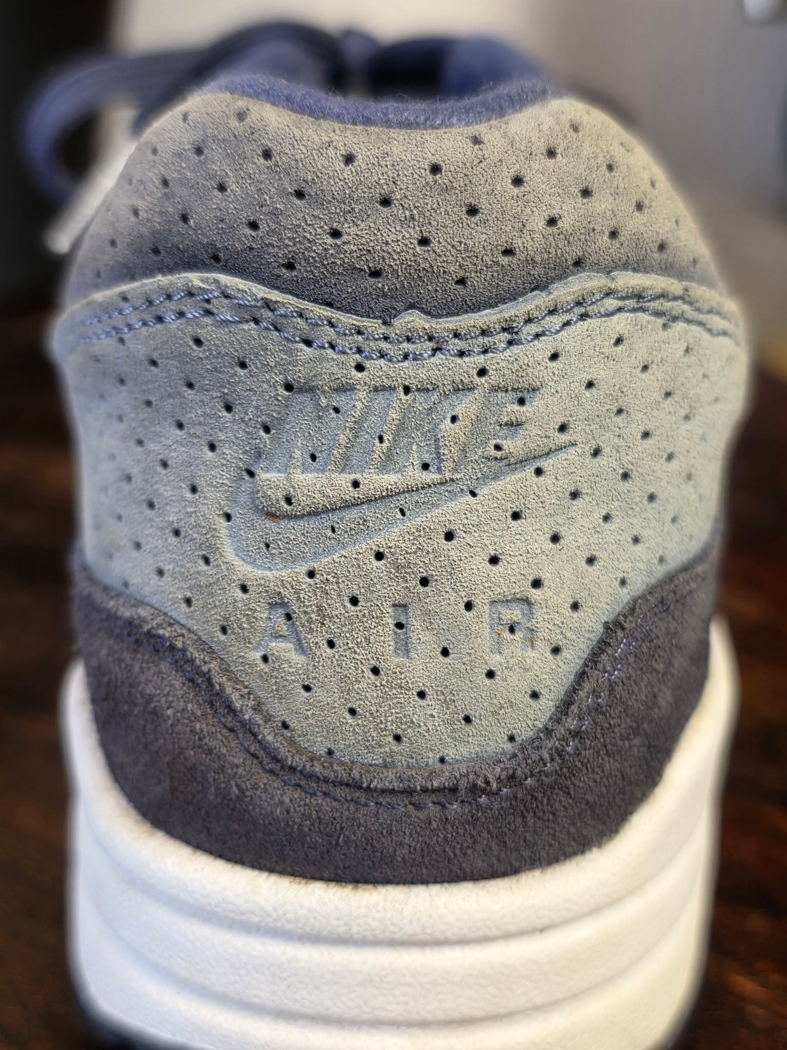Nike Air Max 1 Indigo Perf maat 38,5