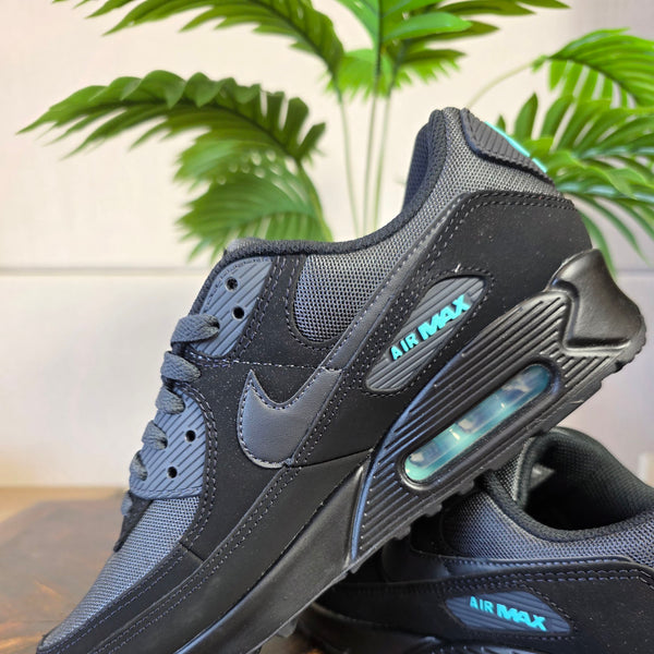 Nike Air Max 90 Black Tiffany maat 40