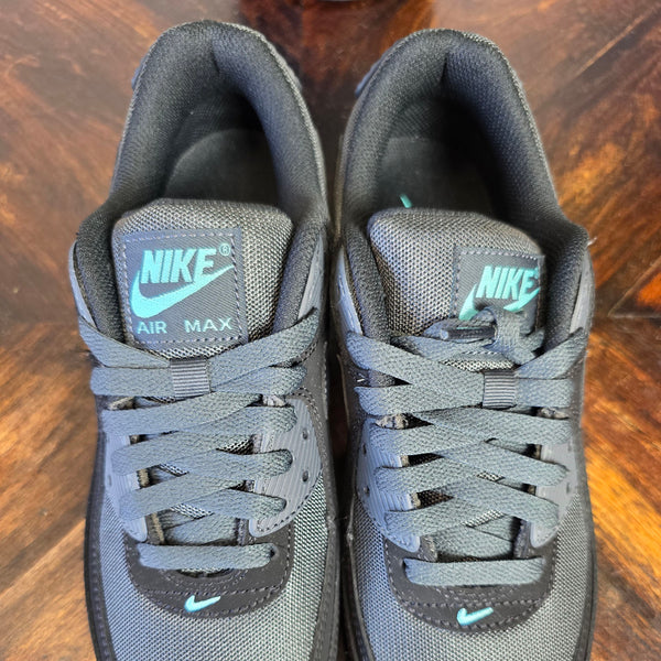 Nike Air Max 90 Black Tiffany maat 40