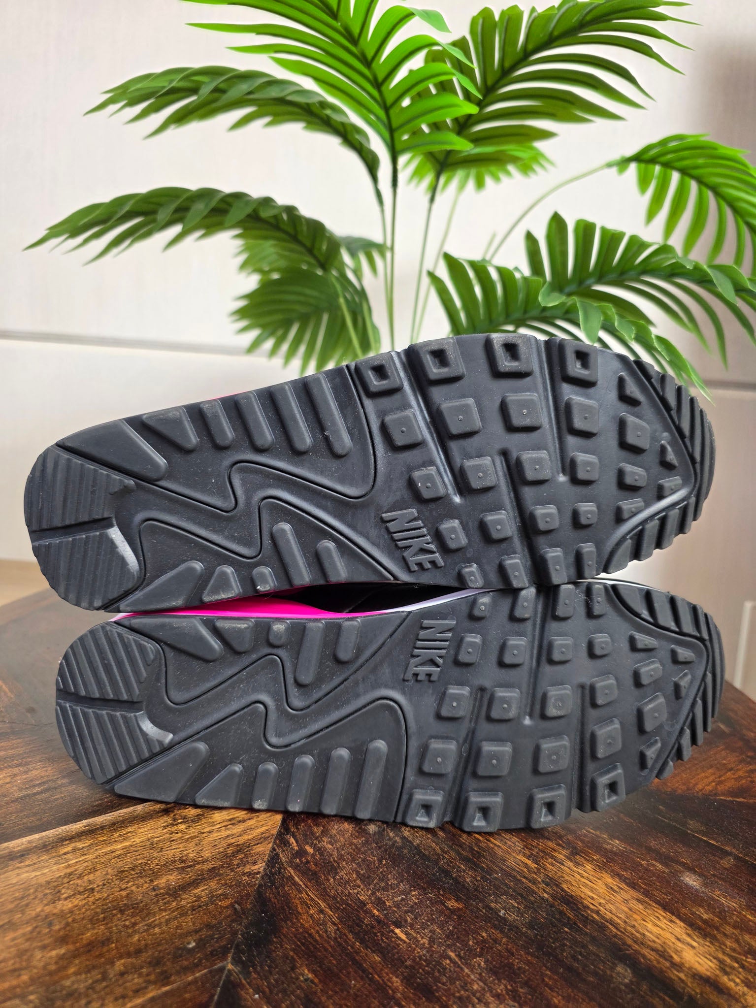 Nike Air Max 90 Pink Black Grey maat 45