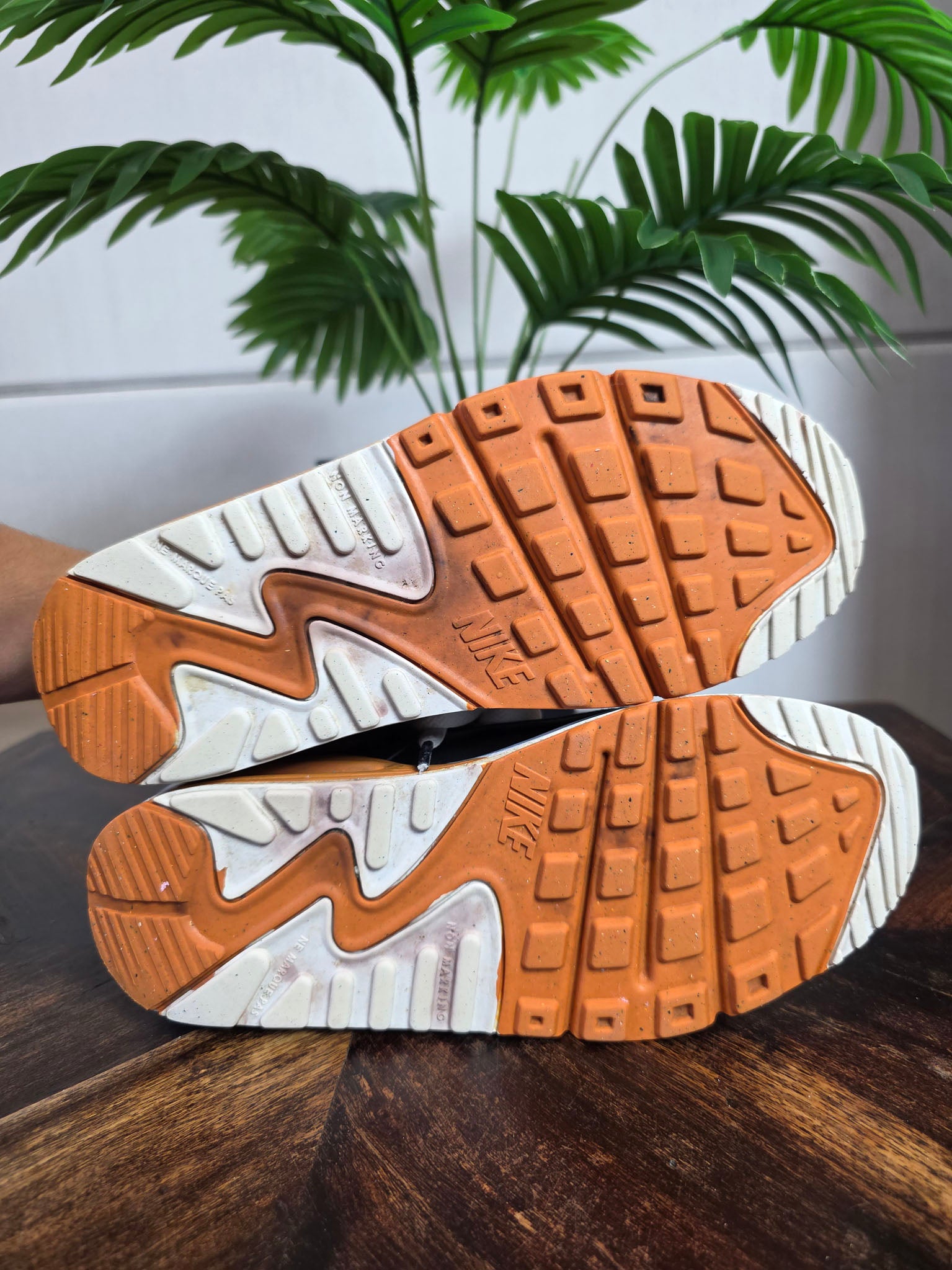 Nike Air Max 90 GS Monarch maat 38