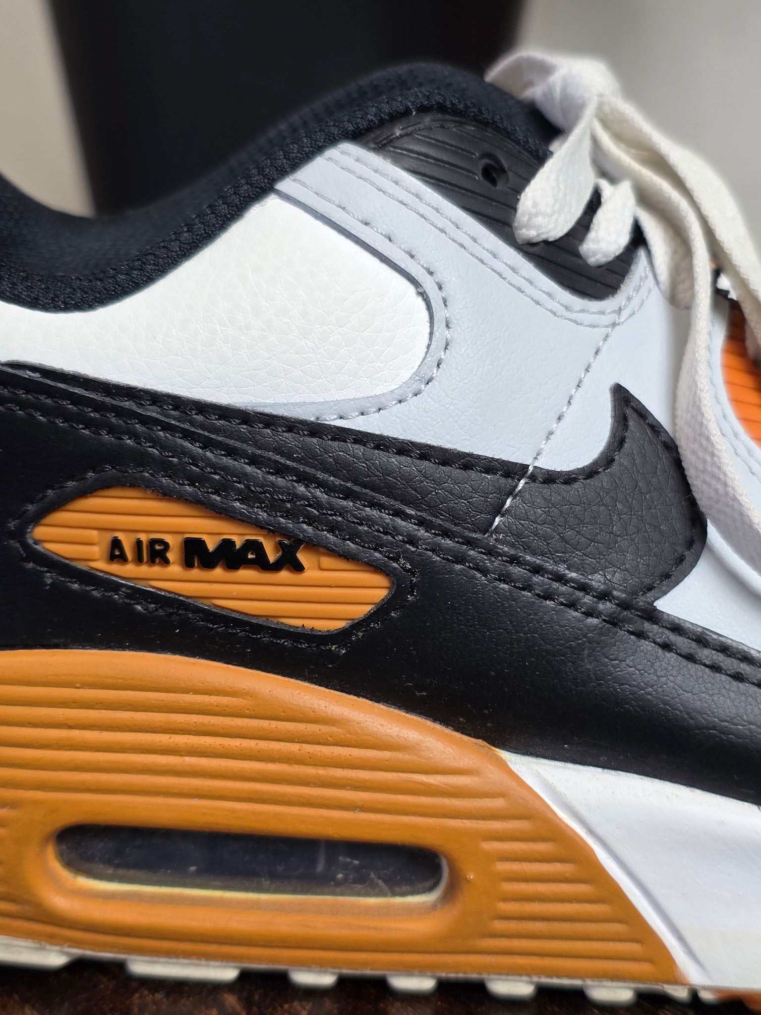 Nike Air Max 90 GS Monarch maat 38