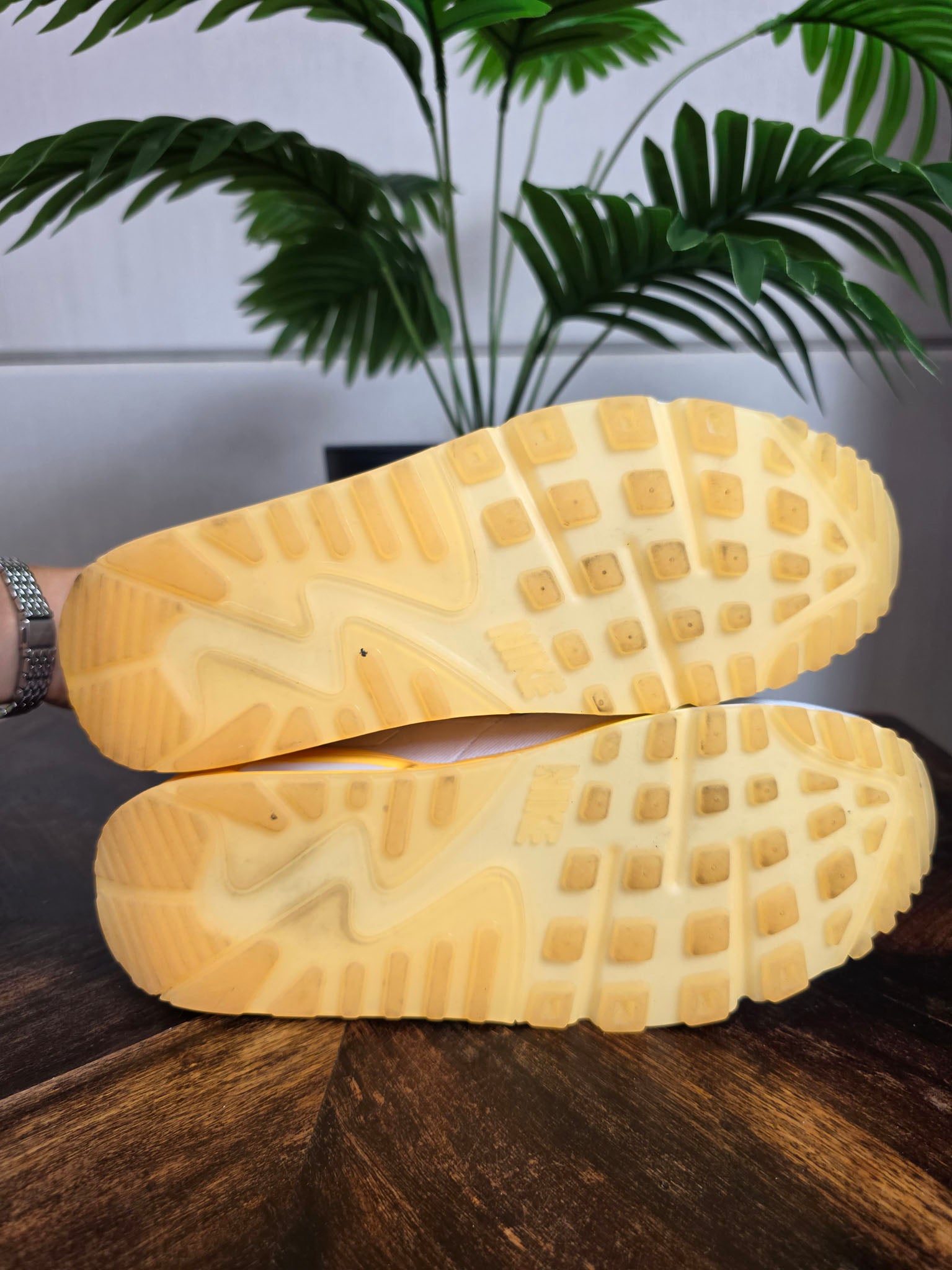 Nike Air Max 90 SE Citrus Pulse maat 39
