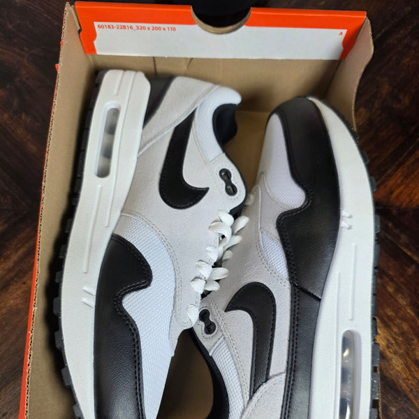 Nike Air Max 1 Essential Black White maat 43