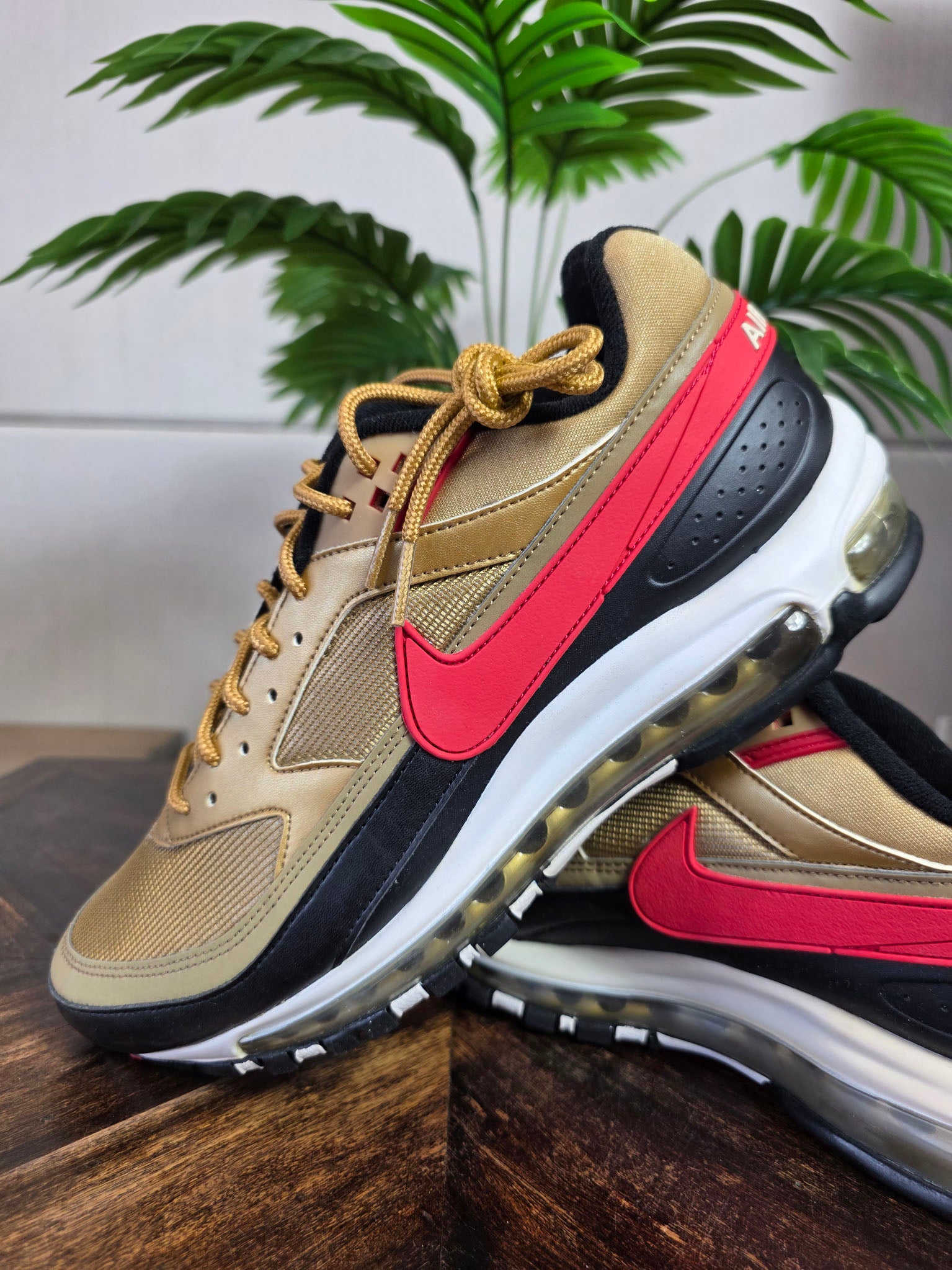 Nike Air Max 97 BW Metallic Gold University Red maat 44