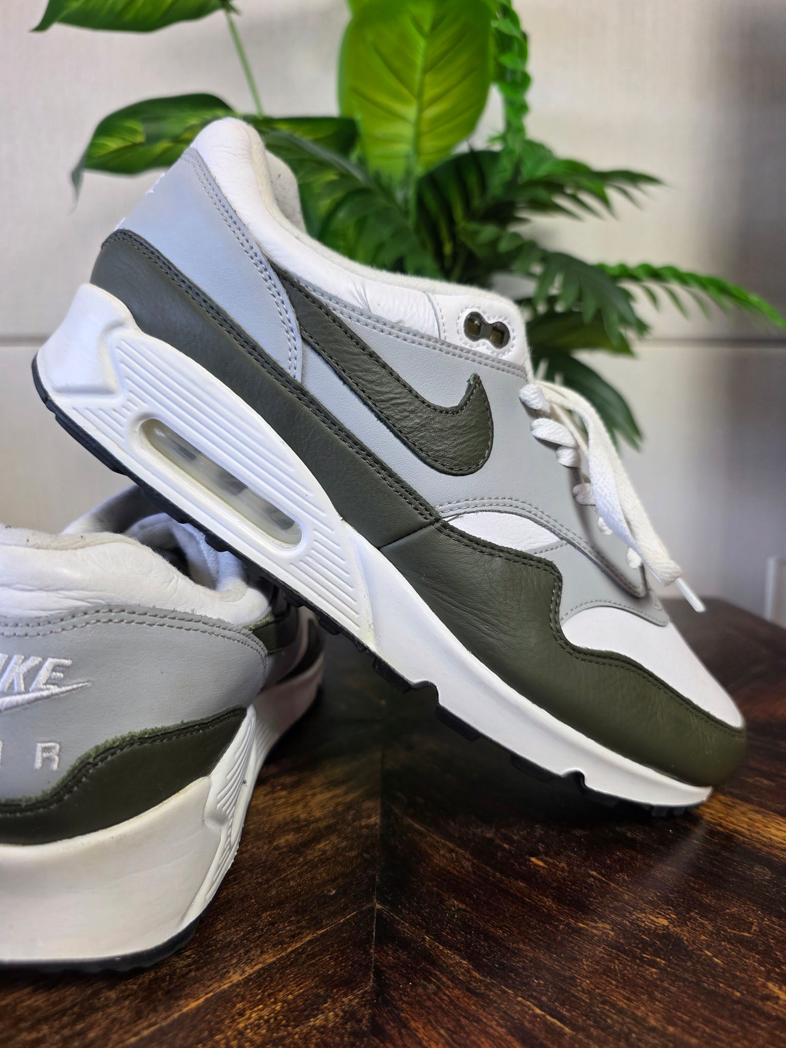 Nike Air Max 90/1 White Cargo Khaki maat 46
