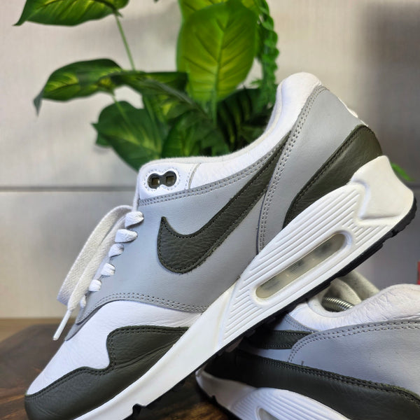 Nike Air Max 90/1 White Cargo Khaki maat 46