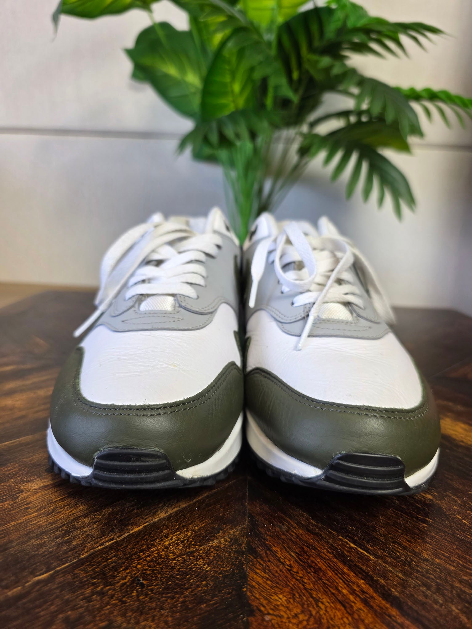 Nike Air Max 90/1 White Cargo Khaki maat 46