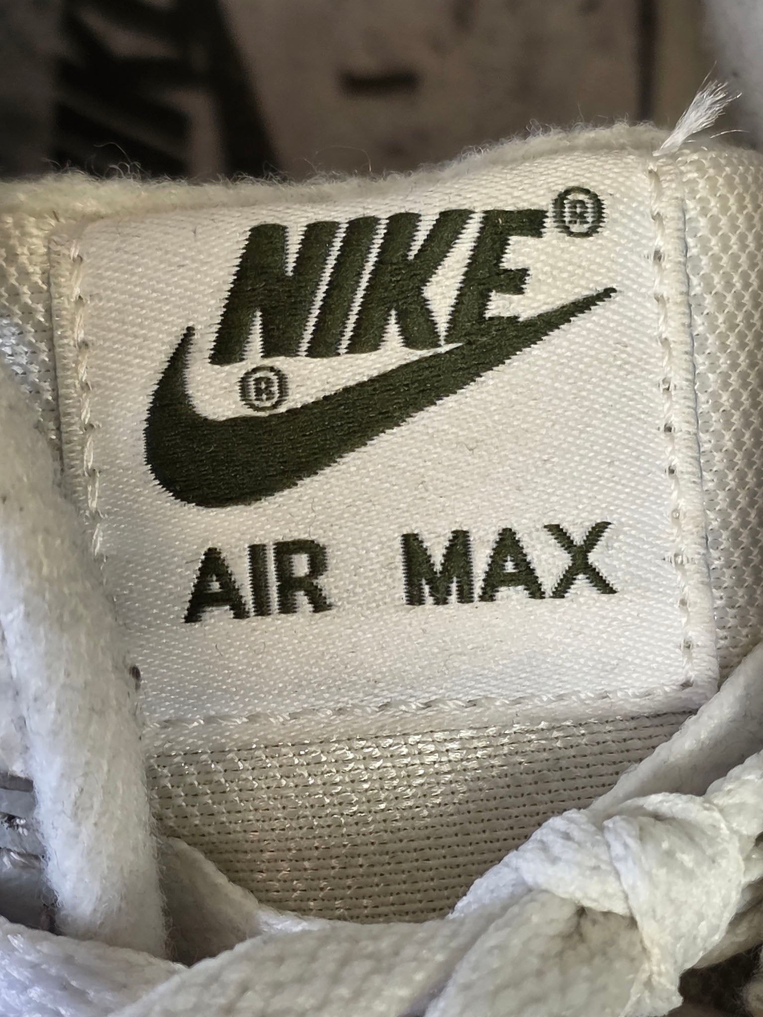 Nike Air Max 90/1 White Cargo Khaki maat 46