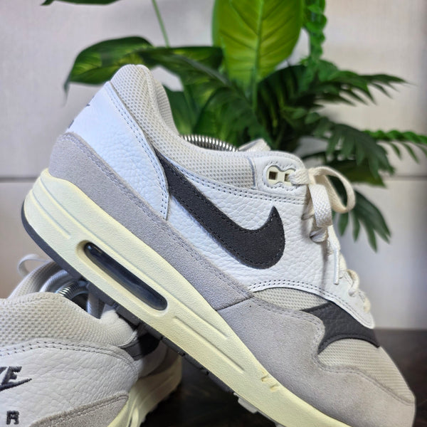 Nike Air Max 1 Greyscale maat 44,5