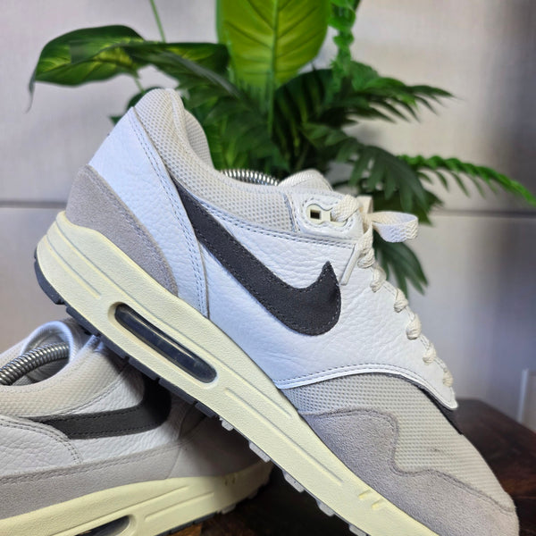 Nike Air Max 1 Greyscale maat 44,5