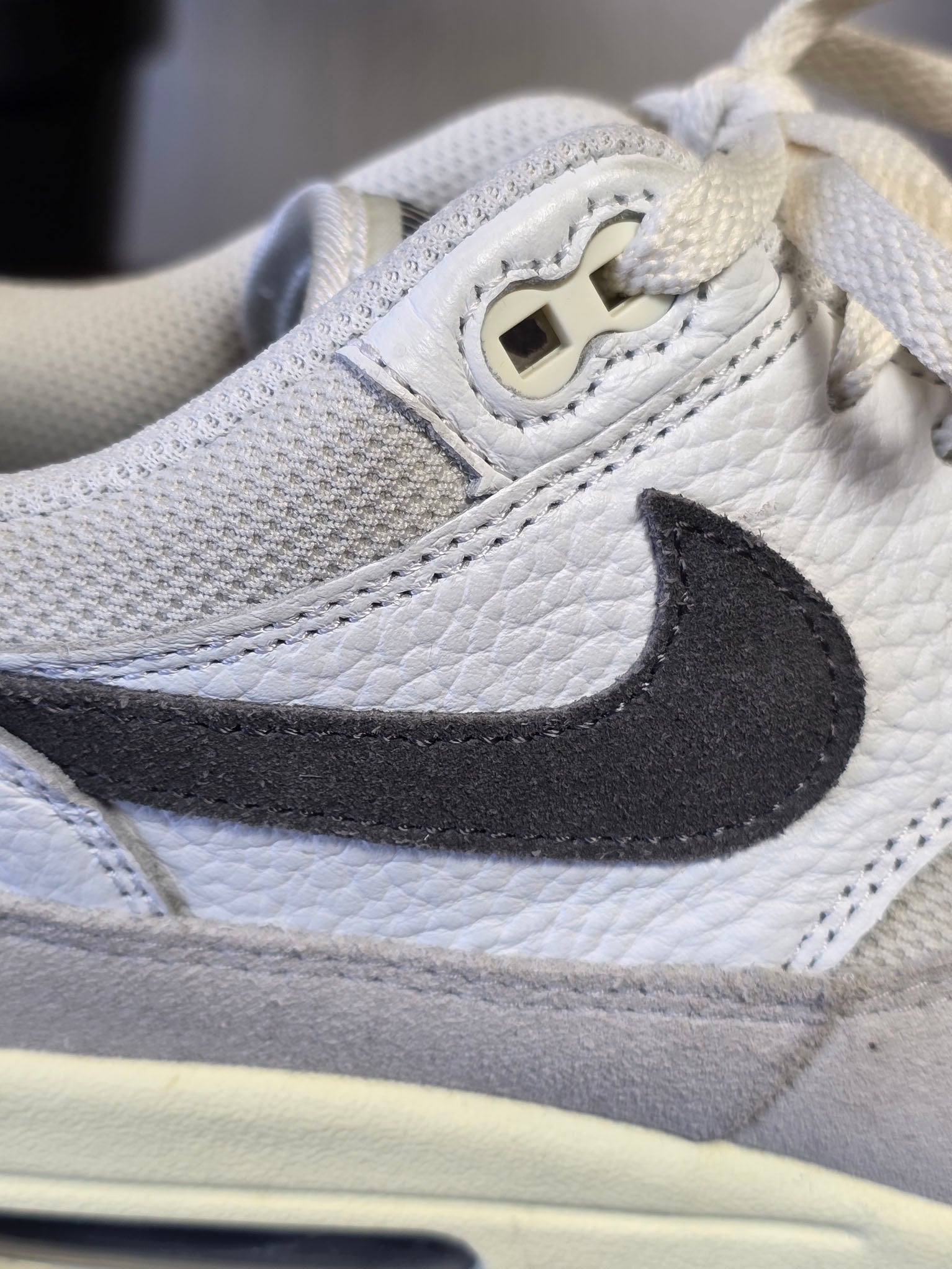 Nike Air Max 1 Greyscale maat 44,5