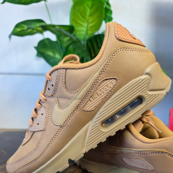 Nike Air Max 90 Wheat maat 42,5