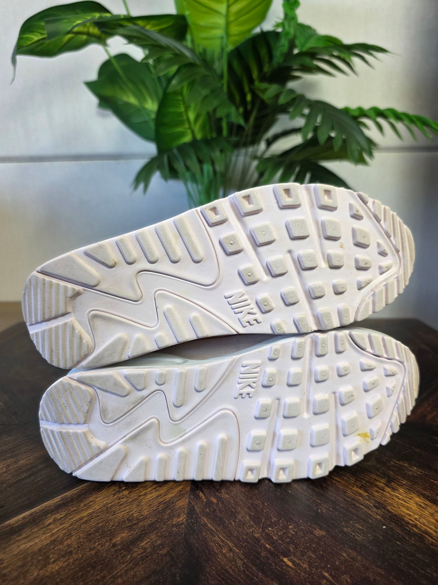 Nike Air Max 90 Futura Pink maat 36