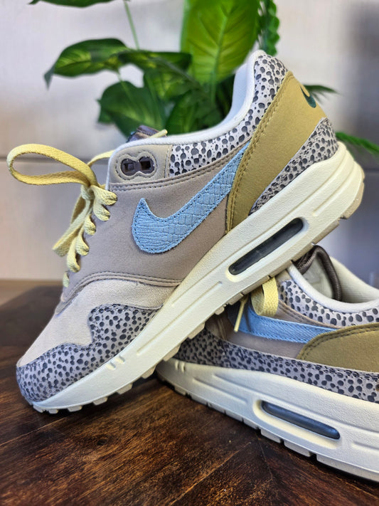 Nike Air Max 1 Cobblestone maat 41