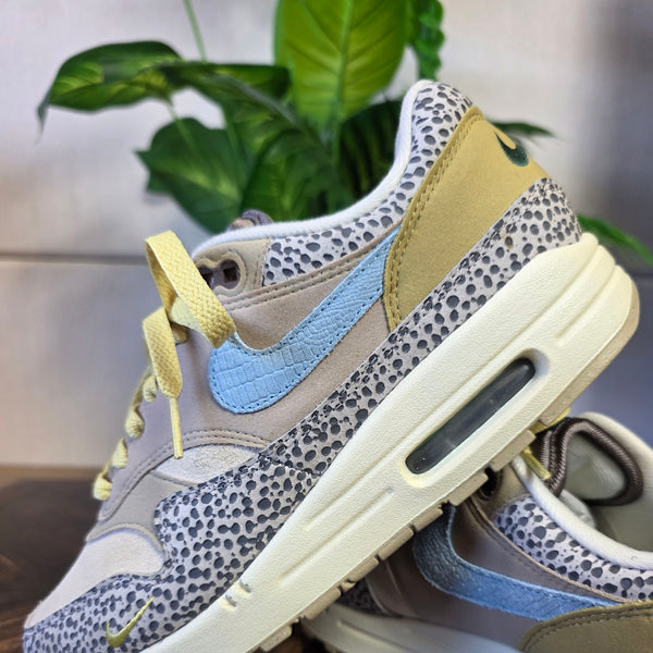 Nike Air Max 1 Cobblestone maat 41
