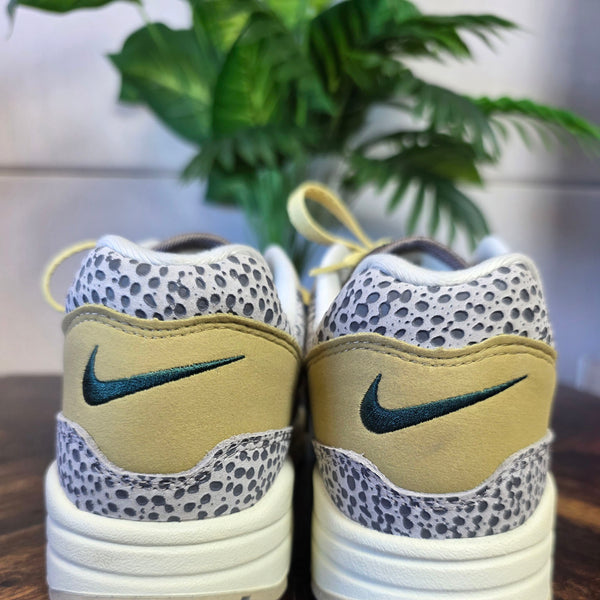 Nike Air Max 1 Cobblestone maat 41
