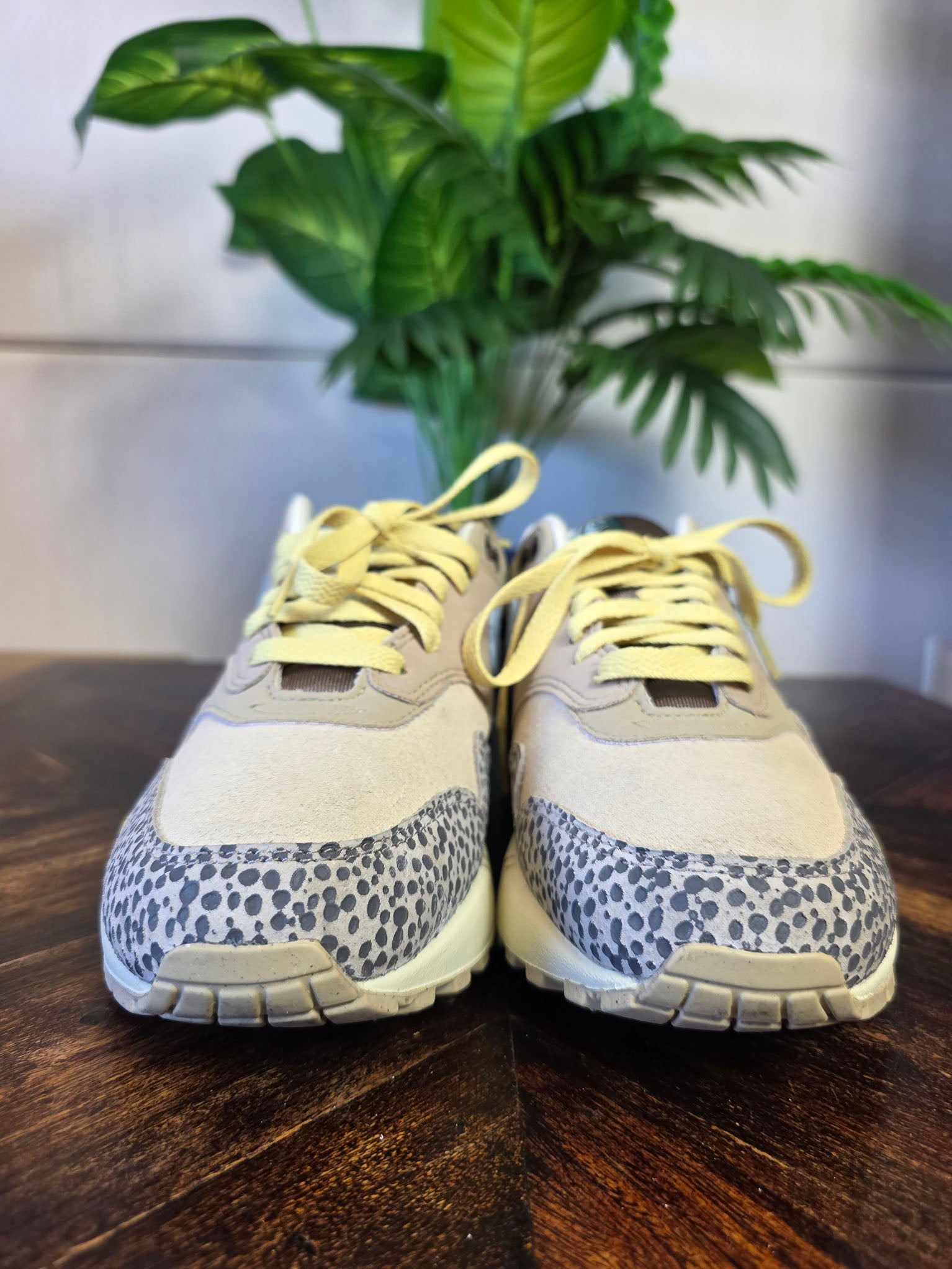 Nike Air Max 1 Cobblestone maat 41