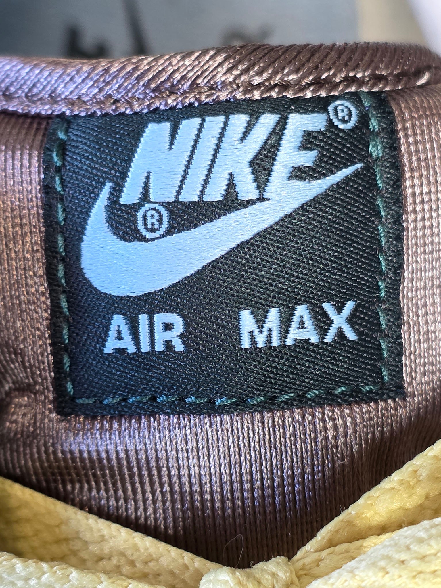 Nike Air Max 1 Cobblestone maat 41