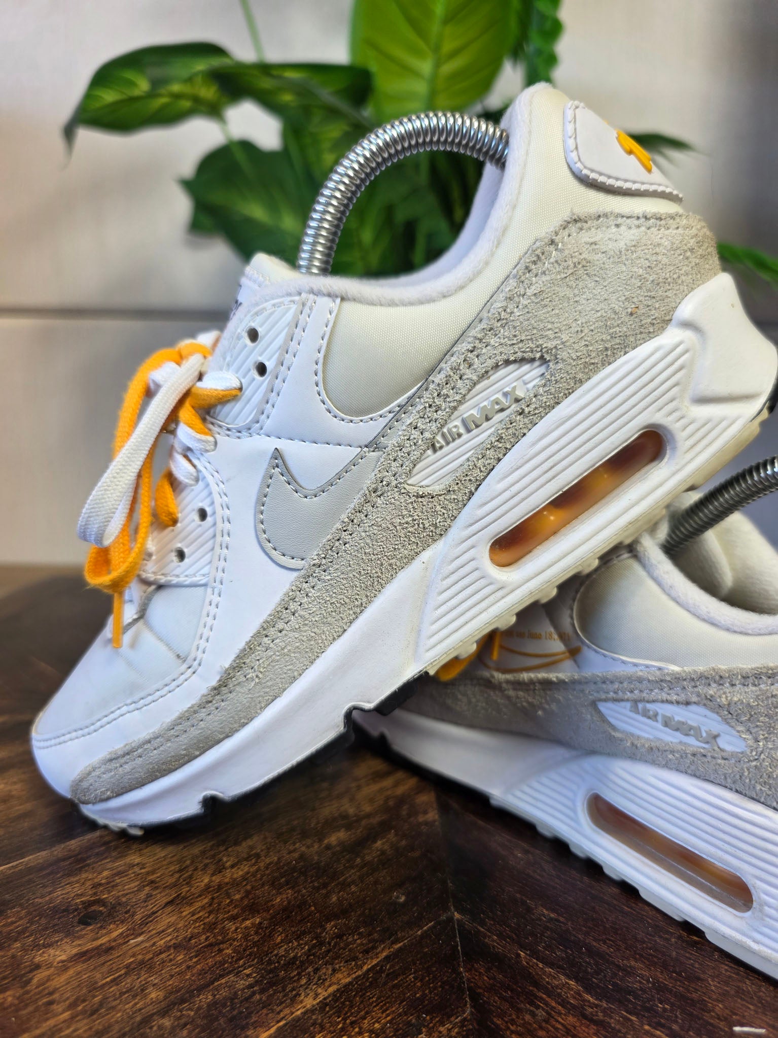 Nike Air Max 90 First Use Light Bone maat 39