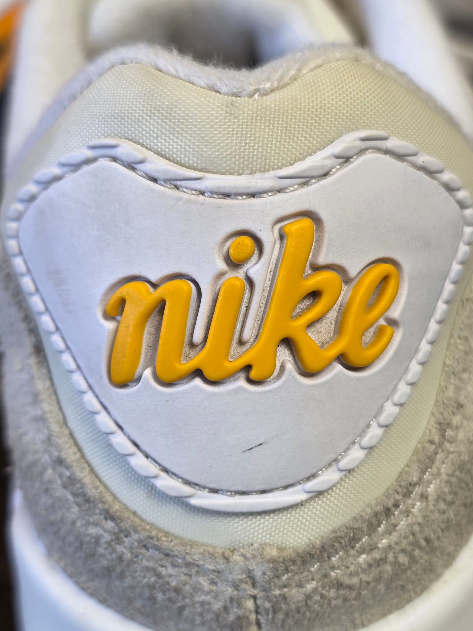 Nike Air Max 90 First Use Light Bone maat 39