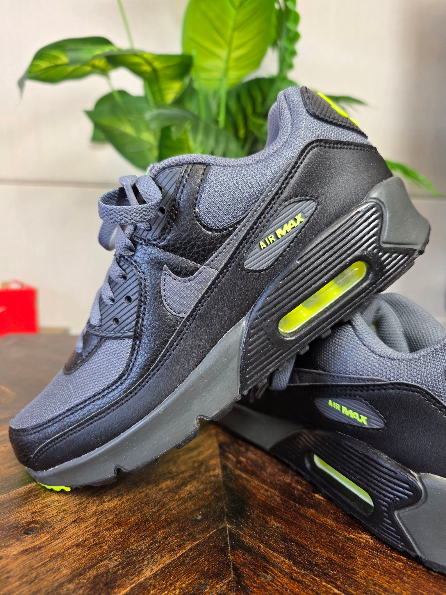 Nike Air Max 90 Next Nature GS "Dark Grey Volt" maat 40