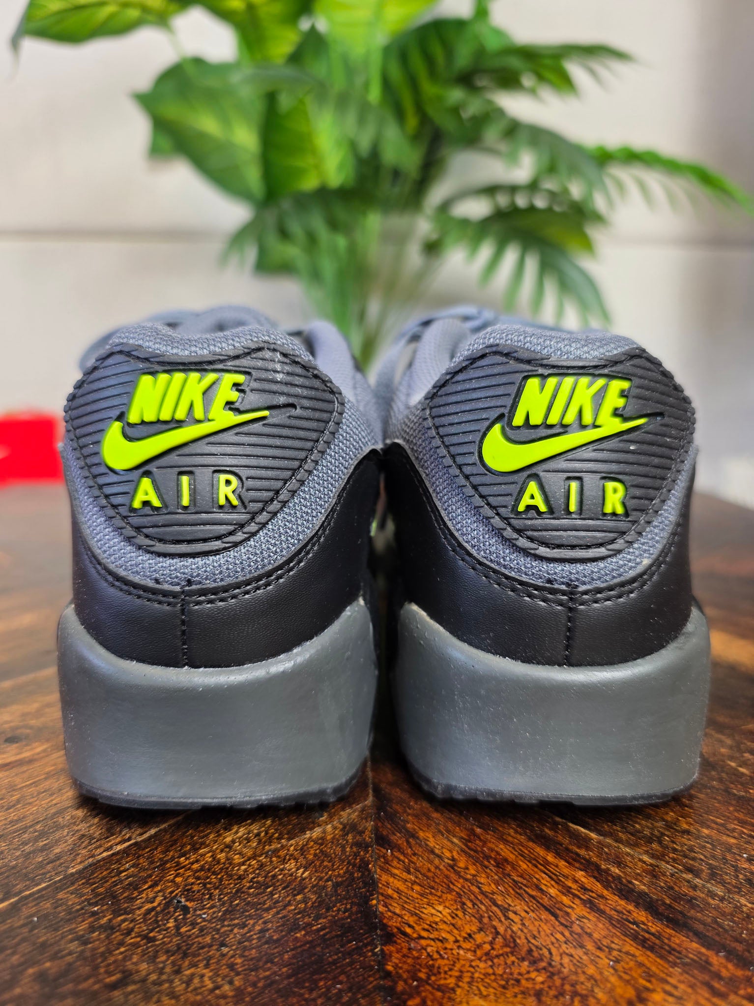 Nike Air Max 90 Next Nature GS "Dark Grey Volt" maat 40