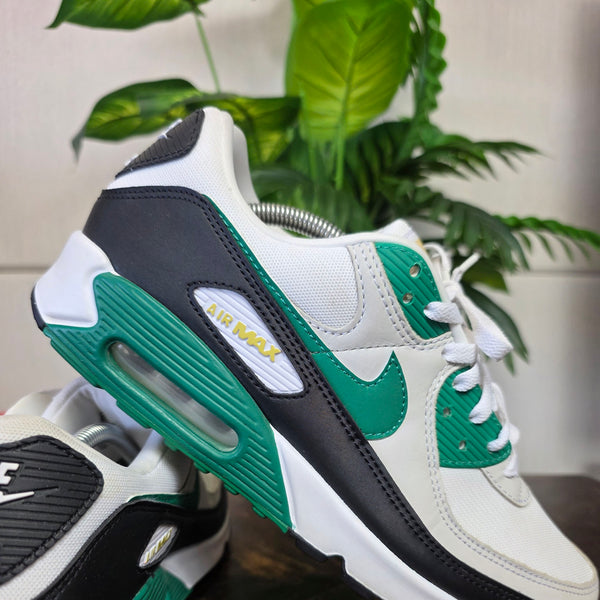 Nike Air Max 90 'Malachite' maat 45