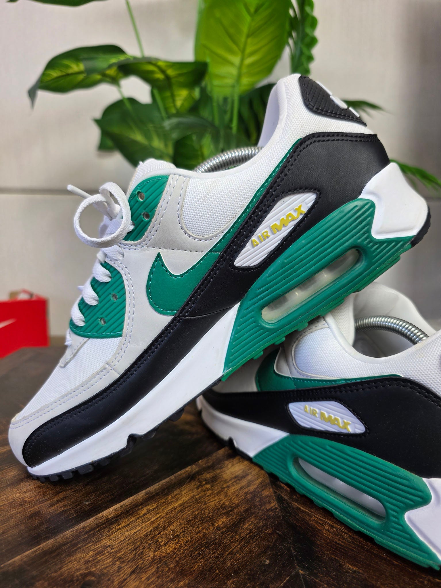 Nike Air Max 90 'Malachite' maat 45