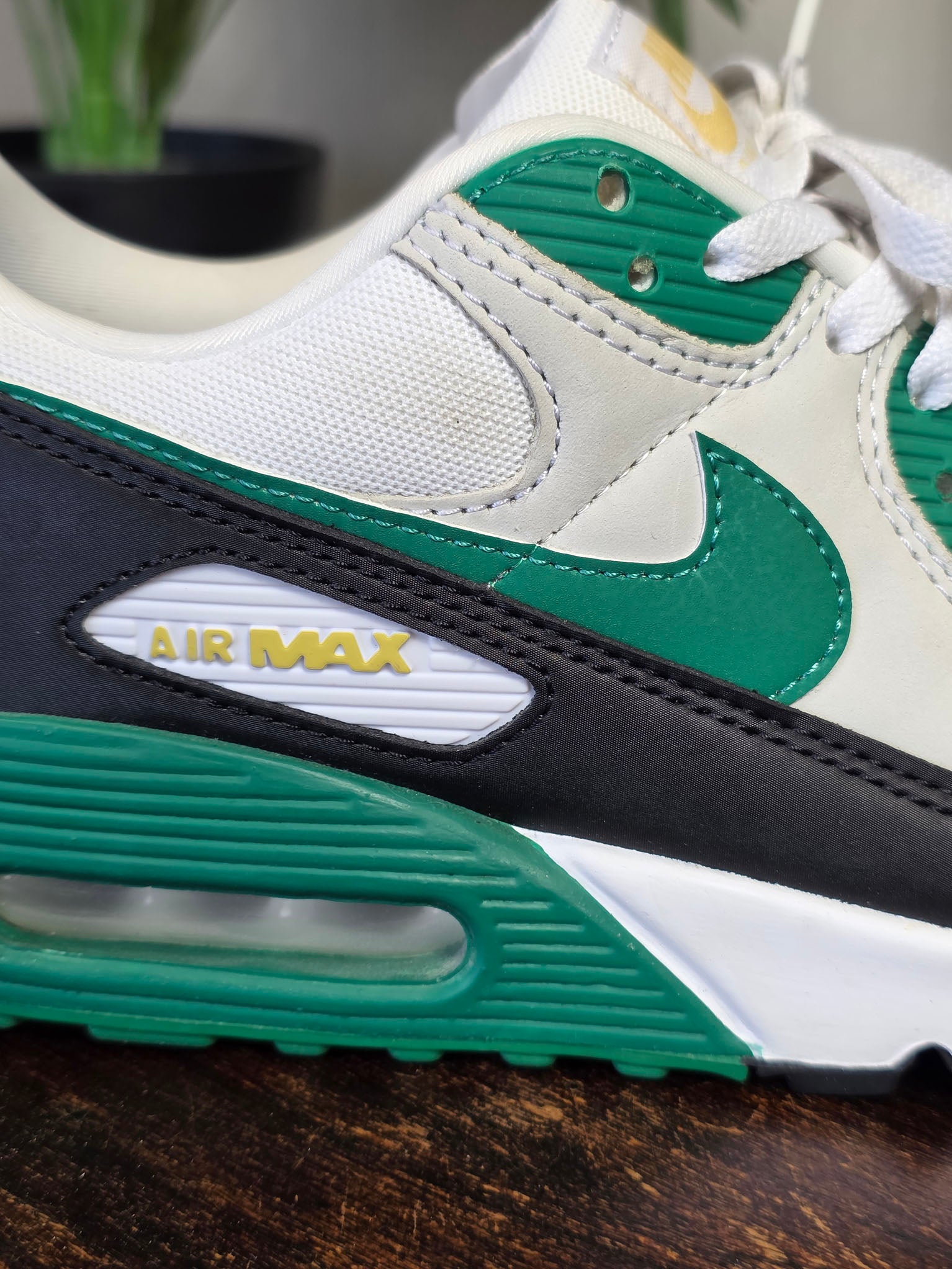 Nike Air Max 90 'Malachite' maat 45